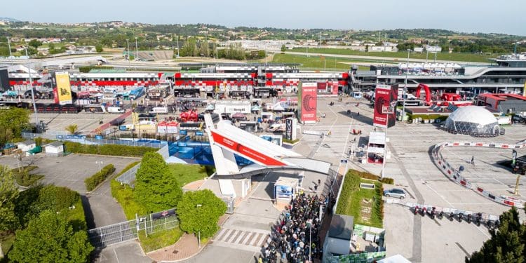 Dezenas de marcas juntam-se à EICMA Riding Fest 2025