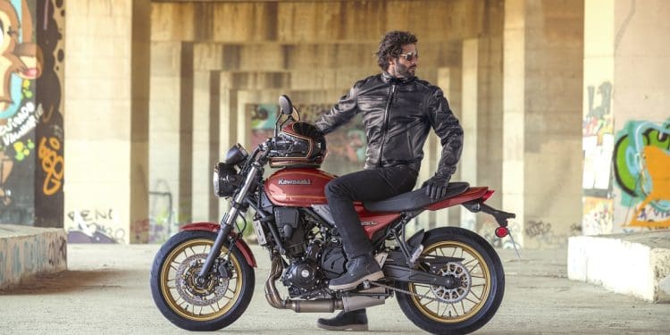 Mítica Kawasaki Zephyr pode voltar… mas diferente