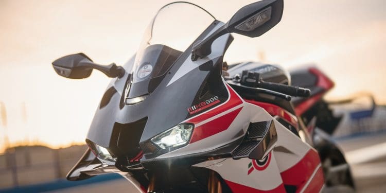 Nova Bimota KB998 Rimini não cumpre normas Euro 5+ e não poderá ser usada nas estradas europeias