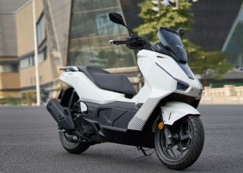 A família PCX cresce com a nova NWG150 de estilo SUV urbano