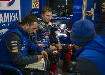 Jonathan Rea declarado apto, mas pendente de reavaliação após FP1