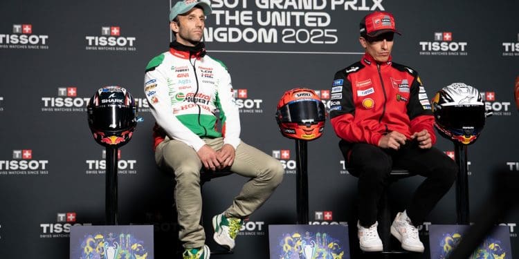 Marc Márquez e Johann Zarco concordam com perigos da escapatória na curva 1 de Silverstone