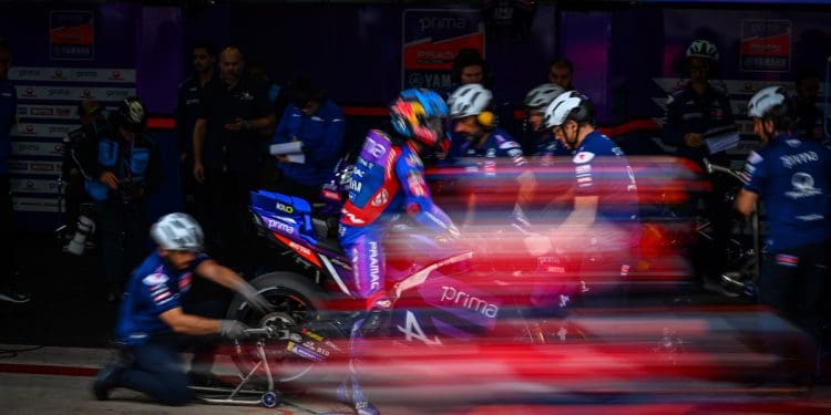 Miguel Oliveira de extrema importância para a Yamaha diz Bartolini: ‘Tem um estilo muito próprio e é essencial termos um piloto como ele’