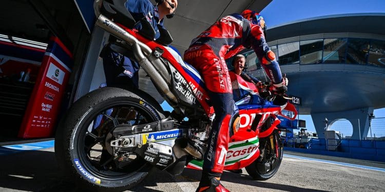 Luca Marini explicou parte da estratégia para melhorar com a RC213V: ‘Estamos a tentar carregar mais a parte traseira’