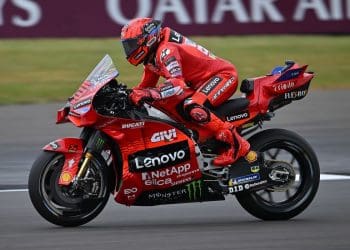 Marc Márquez faz a diferença pelo talento, não pela máquina, diz Jaime Alguersuari: ‘Disseram que estava acabado mas provou que é o melhor’