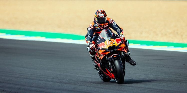 Maverick Viñales focado e com esperanças em Le Mans: ‘Ainda que esteja a lutar, consigo ser rápido. É fantástico’