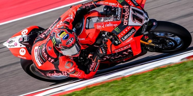 Nicolò Bulega bate volta recorde e conquista pole position do WSBK em Cremona