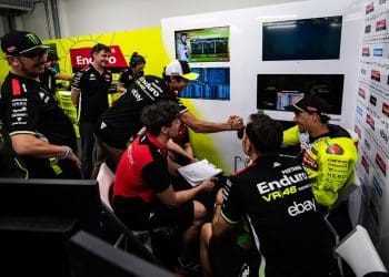 Valentino Rossi não fala diretamente com a Ducati pela VR46