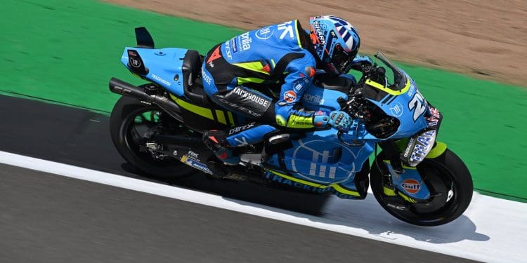 Raúl Fernández liderou Warm Up em Silverstone, onde só uma Ducati esteve no top cinco