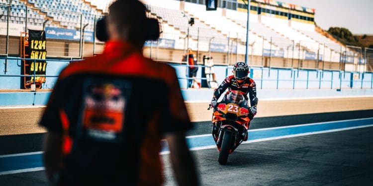 Enea Bastianini sentiu pequena evolução nos testes em Jerez mas… ‘Houve soluções que funcionaram bem e outras menos’