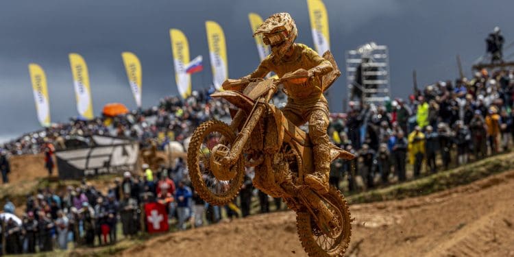 Andrea Adamo vence em Águeda com autoridade e aproxima-se da liderança do Mundial de MX2