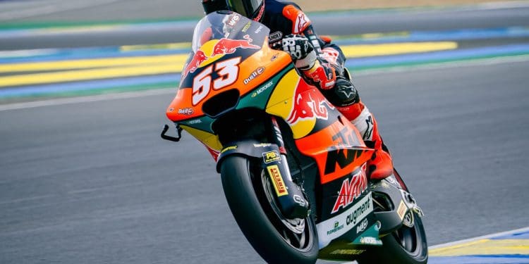 Nova volta recorde catapulta Deniz Öncü para o topo do FP2 em Le Mans