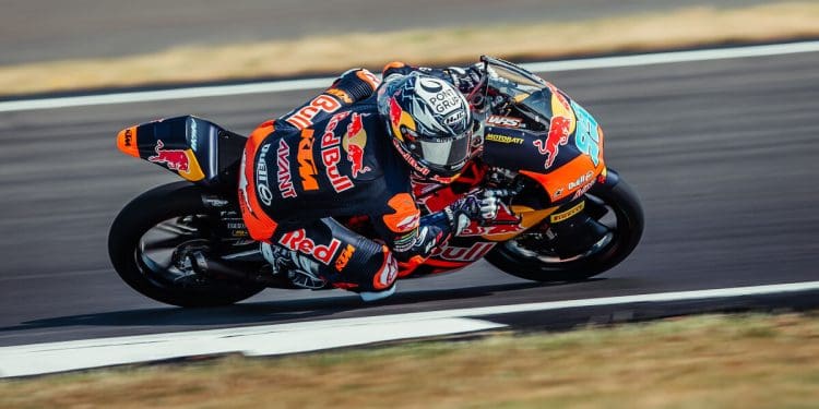 José Antonio Rueda arrasou concorrência no FP1 do Moto3 em Silverstone