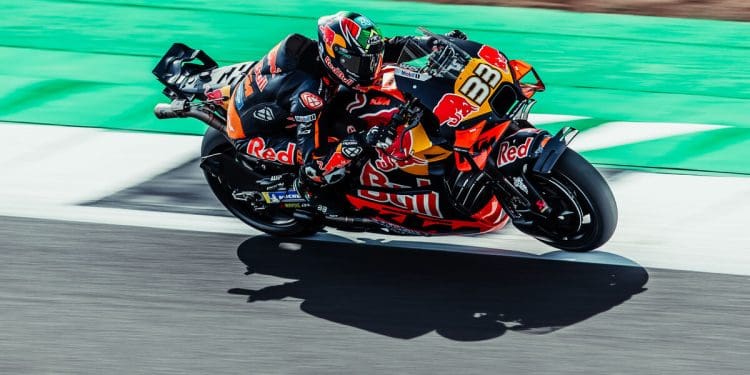 ‘Foi horrível; Houve momentos em que tive a sorte de não cair’ – Brad Binder em apuros no GP da Grã-Bretanha