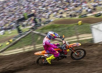 Lucas Coenen avassalador na corrida de qualificação do MXGP de França