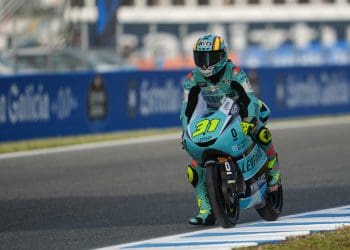 Adrián Fernández abre GP de França de Moto3 a liderar o FP1
