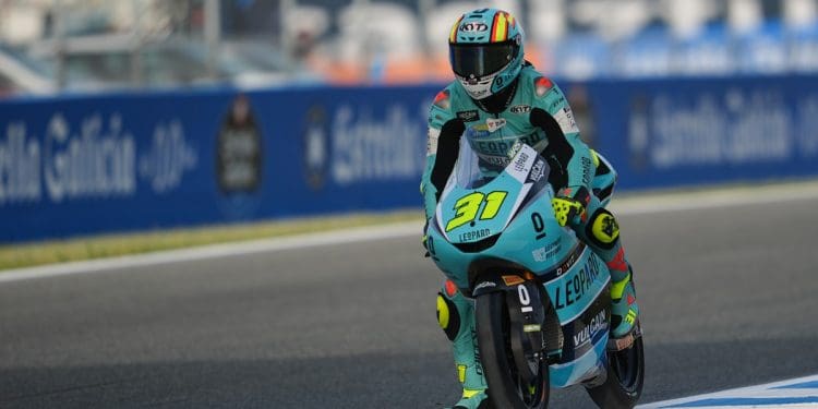 Adrián Fernández abre GP de França de Moto3 a liderar o FP1