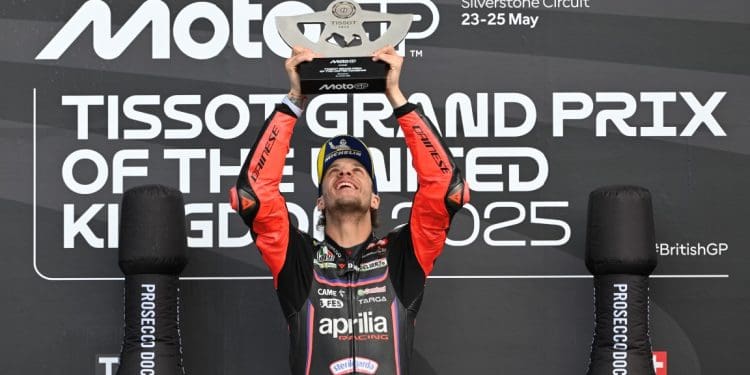 Marco Bezzecchi quebrou jejum de vitórias e recolocou Aprilia no caminho dos triunfos, algo que não acontecia há mais de um ano