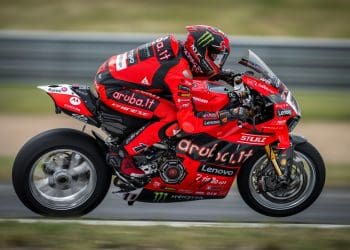 Nicolò Bulega teve sexta-feira atribulada: ‘Sinto dores em todo o lado’