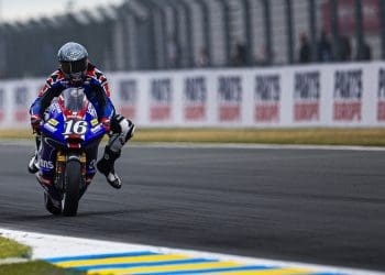 Joe Roberts liderou testes de Moto2 em Le Mans; Adrián Huertas lesionou-se