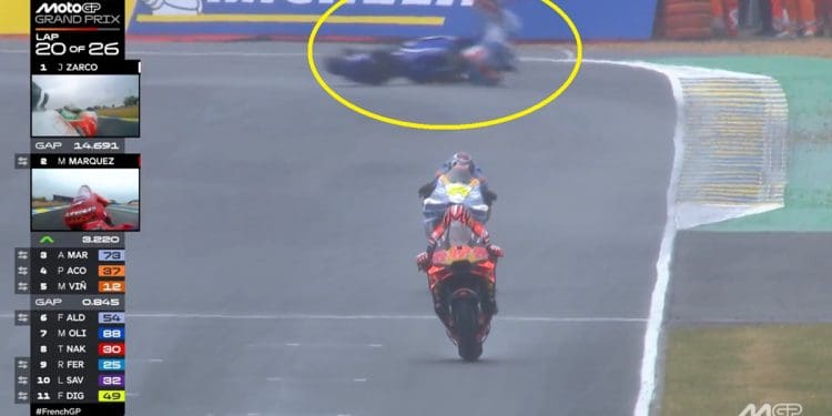 Vídeo: A queda que afastou Miguel Oliveira de um top dez no GP de França