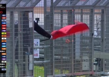 Óleo em pista interrompeu corrida em Silverstone