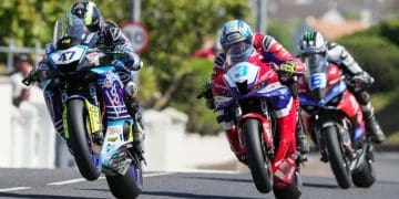Richard Cooper triumphs in incredible three-way Supersport battle at NW200