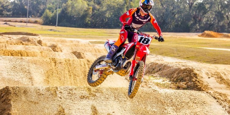 Jett Lawrence entra a dominar na época do AMA Pro Motocross