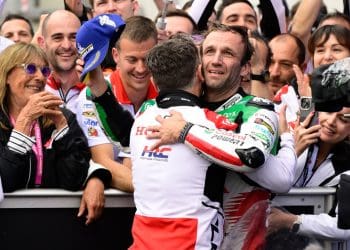 Lucio Cecchinello não contém emoção com vitória de Johann Zarco: ‘É um sonho tornado realidade, é um dia mágico’