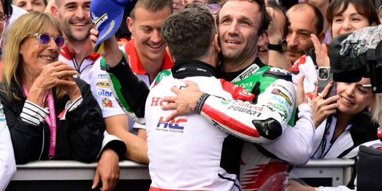 Lucio Cecchinello não contém emoção com vitória de Johann Zarco: ‘É um sonho tornado realidade, é um dia mágico’