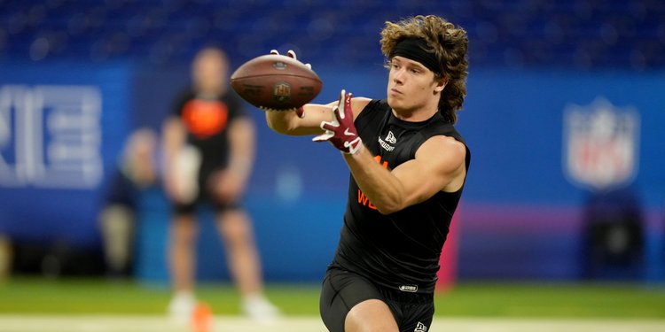 Detroit Lions land promising WR Isaac TeSlaa as draft class nears completion with only top picks left unsigned