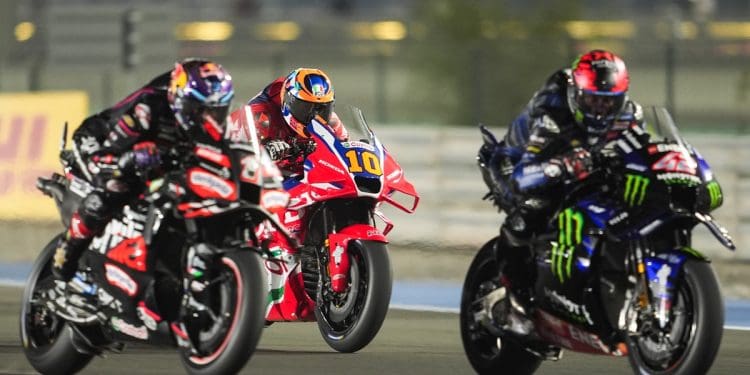 Alberto Puig rejeita tentar pilotos vinculados, mas admite: ‘Se não estás interessado em Jorge Martín, és idiota’