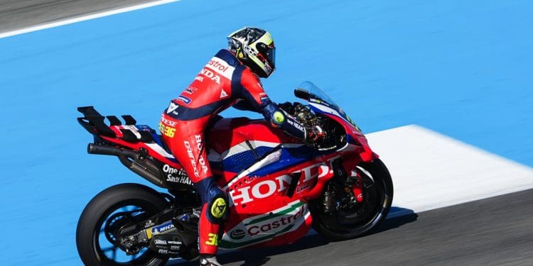 ‘A suspensão pode ajudar a esconder as vibrações, mas…’ – Joan Mir