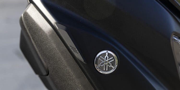 Yamaha responde à concorrência e está a desenvolver nova scooter elétrica (mas só para a Índia)