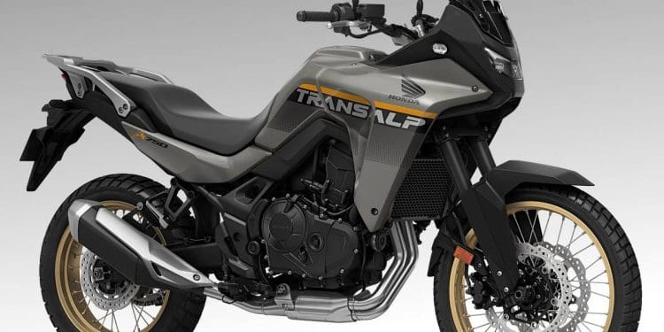 Honda XL750 Transalp 2025 – A aventura continua com mais conforto e sustentabilidade