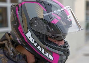 Caberg Avalon X, um capacete integral para todas as viagens