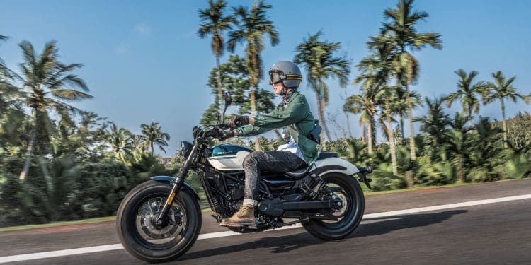 CFMoto 250CL-C: A cruiser leve e acessível para quem está a iniciar-se no mundo das duas rodas