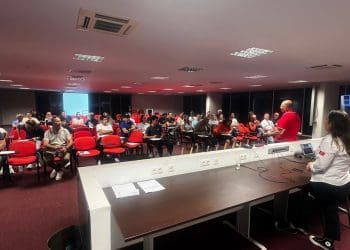 Autódromo do Algarve forma dezenas de novos comissários de pista