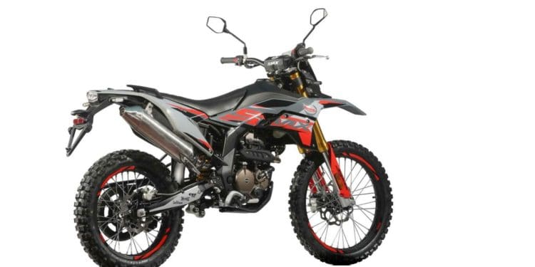 Nova FB Mondial SMX Enduro 125: uma enduro com personalidade marcante