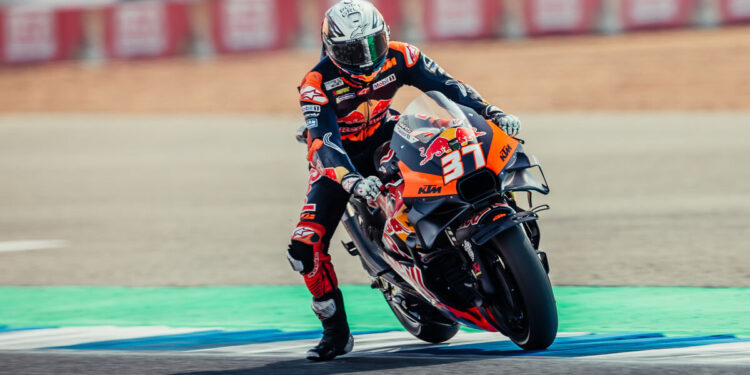 Pedro Acosta liderou KTM hoje em Assen: ‘A moto está mais estável, e eu tenho mais experiência; Estamos a melhorar o estilo’
