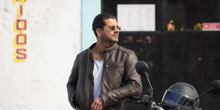 Sprint Rider, o blusão em cabedal que combina proteção e elegância clássica