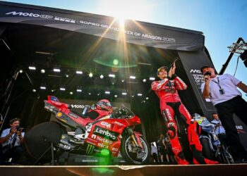 Andrea Dovizioso elogia a rapidez instintiva de Márquez e a sua capacidade de adaptação: ‘É talentoso e sobretudo instintivo’