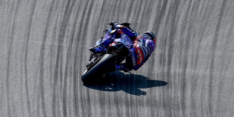 Miguel Oliveira termina GP de Aragão no 15.º lugar, e soma um ponto; Dificuldades das Yamaha foram evidentes, e quedas «ajudaram»