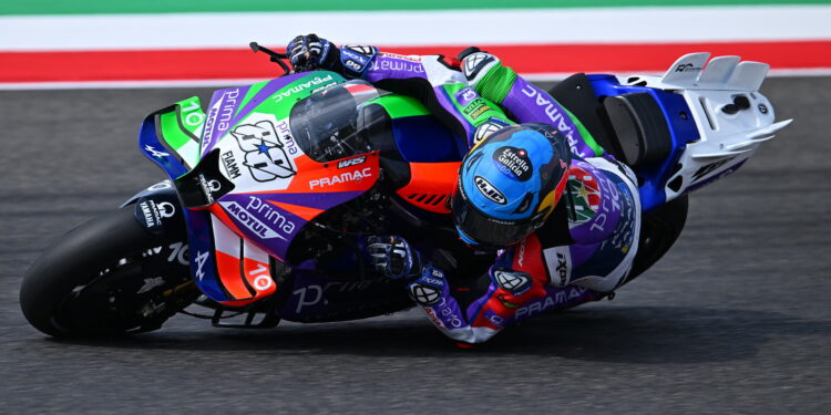 ‘Não é na reta que perdemos, é à saída das curvas’, Miguel Oliveira explica onde Yamaha perde mais tempo