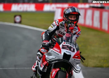 ‘A primeira volta vou um verdadeiro desastre; É frustrante mas é o que é agora, e não conseguimos fazer magia’ –  Fabio Quartararo desiludido