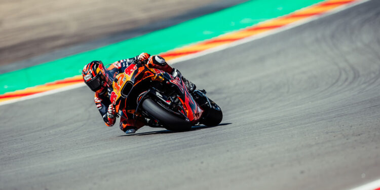 Maverick Viñales sobre novo sistema de massas: ‘Se funcionar, é uma grande melhoria’