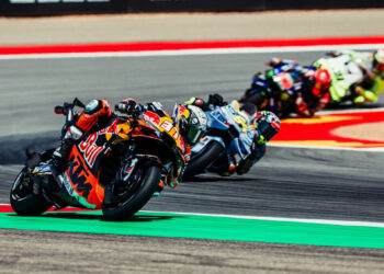 ‘Não havia hipótese nenhuma de acompanhar o Pecco Bagnaia, era 0.2s mais rápido que eu; É um cavalheiro, bastante limpo’, diz Pedro Acosta