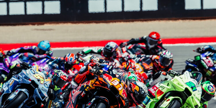 ‘É doloroso ver a distância para os outros’, revela Pedro Acosta, que quer tudo melhorado na KTM, sobretudo ‘tração e capacidade de curva’