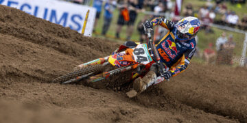 Jeffrey Herlings conquista nona vitória em Kegums e reforça estatuto de «Rei da Areia»