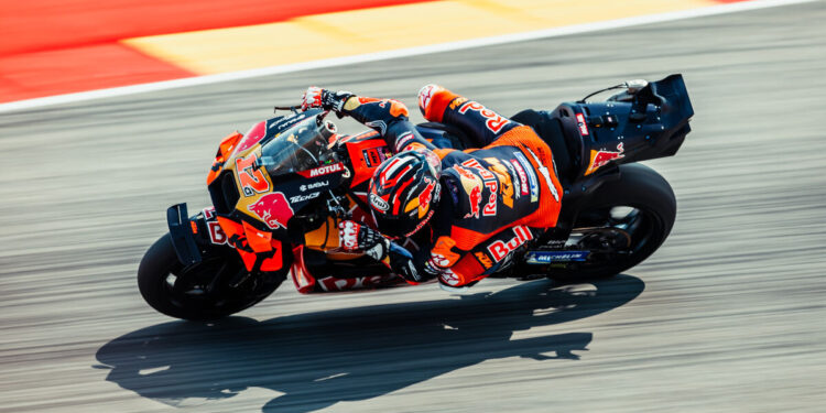 Maverick Viñales de novo ao ataque bate tudo e todos no FP2; Fabio Quartararo trouxe alguma luz ao pesadelo das Yamaha